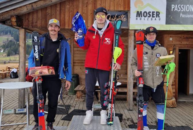 Le skieur alpin Gleb Mosesov (Arménie) a remporté une médaille d&rsquo;or lors d’un tournoi international