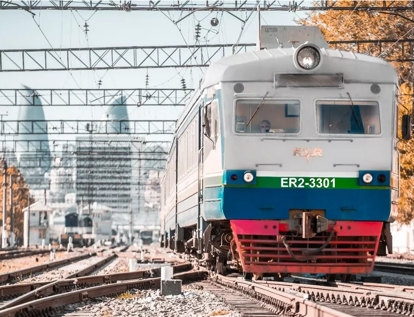L&rsquo;axe ferroviaire Bakou-Tbilissi est remis à neuf et va permettre de multiplier par cinq le fret à destination de l&rsquo;UE