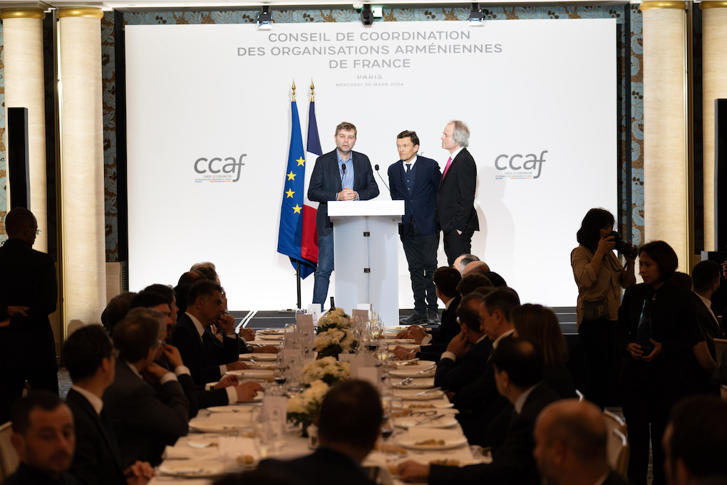 Six mois après le nettoyage ethnique de l’Artsakh, Sylvain Tesson et Jean-Christophe Buisson, à la rencontre des réfugiés