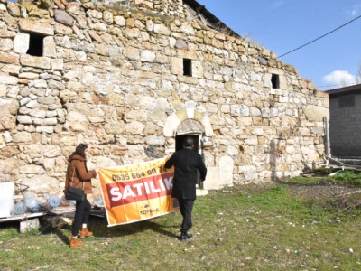 Une église arménienne du XIXe siècle près de Sivas (Sébastia) a été mise en vente en Turquie