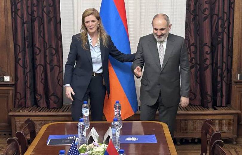 La rencontre entre Nikol Pachinian et Samantha Power à Bruxelles