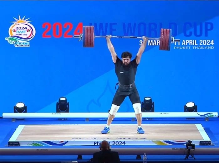 L&rsquo;haltérophile Garik Karapetyan (102 kg) termine à la deuxième place de la Coupe du monde en Thaïlande