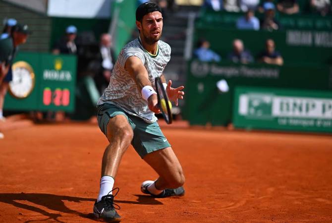 L’arméno-russe Karen Khachanov éliminé des quarts de finale du Masters 1000 de Monte-Carlo par le grec Stefanos Tsitsipas