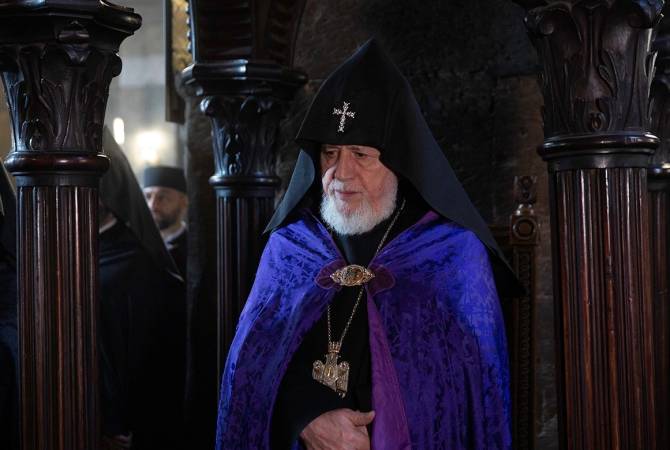 Le Catholicos Karékine II a exprimé ses condoléances aux familles des soldats tués dans l&rsquo;accident