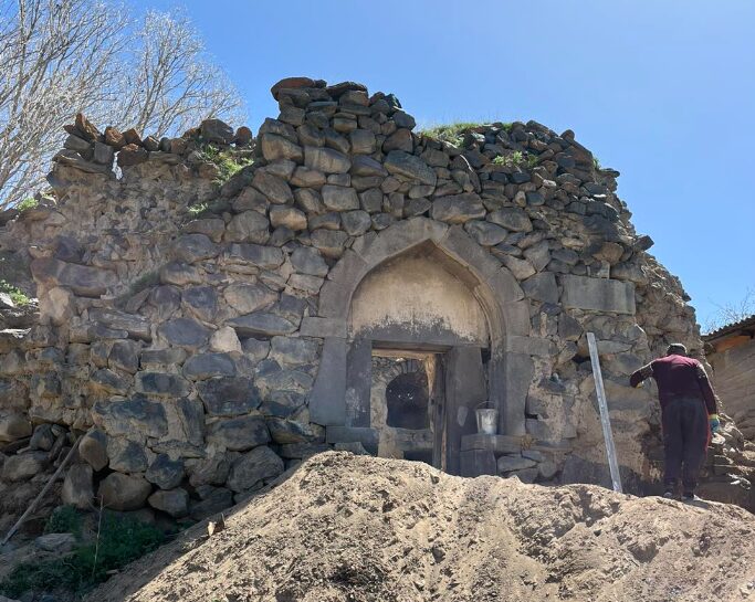 L&rsquo;église Saint-Gevorg du village d&rsquo;Uydz de la ville de Sisian est en cours de rénovation