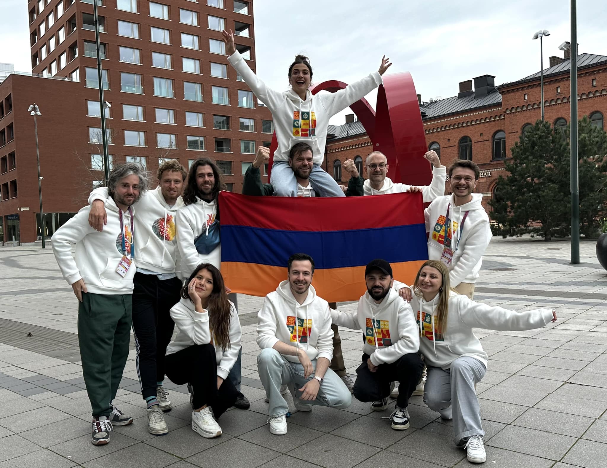 La délégation d’Arménie à l’Eurovision 2024 avec Ladaniva est à Malmö en Suède