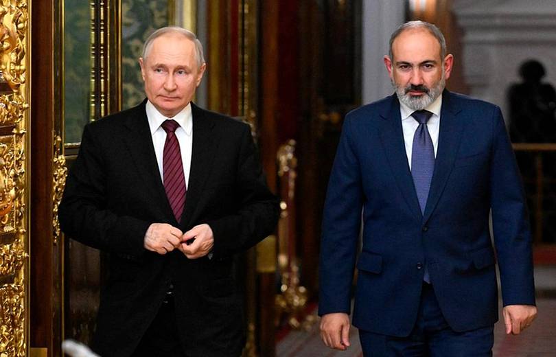 Youri Ouchakov a annoncé la date de la rencontre entre Vladimir Poutine et Nikol Pachinian à Moscou se déroulera le 8 mai