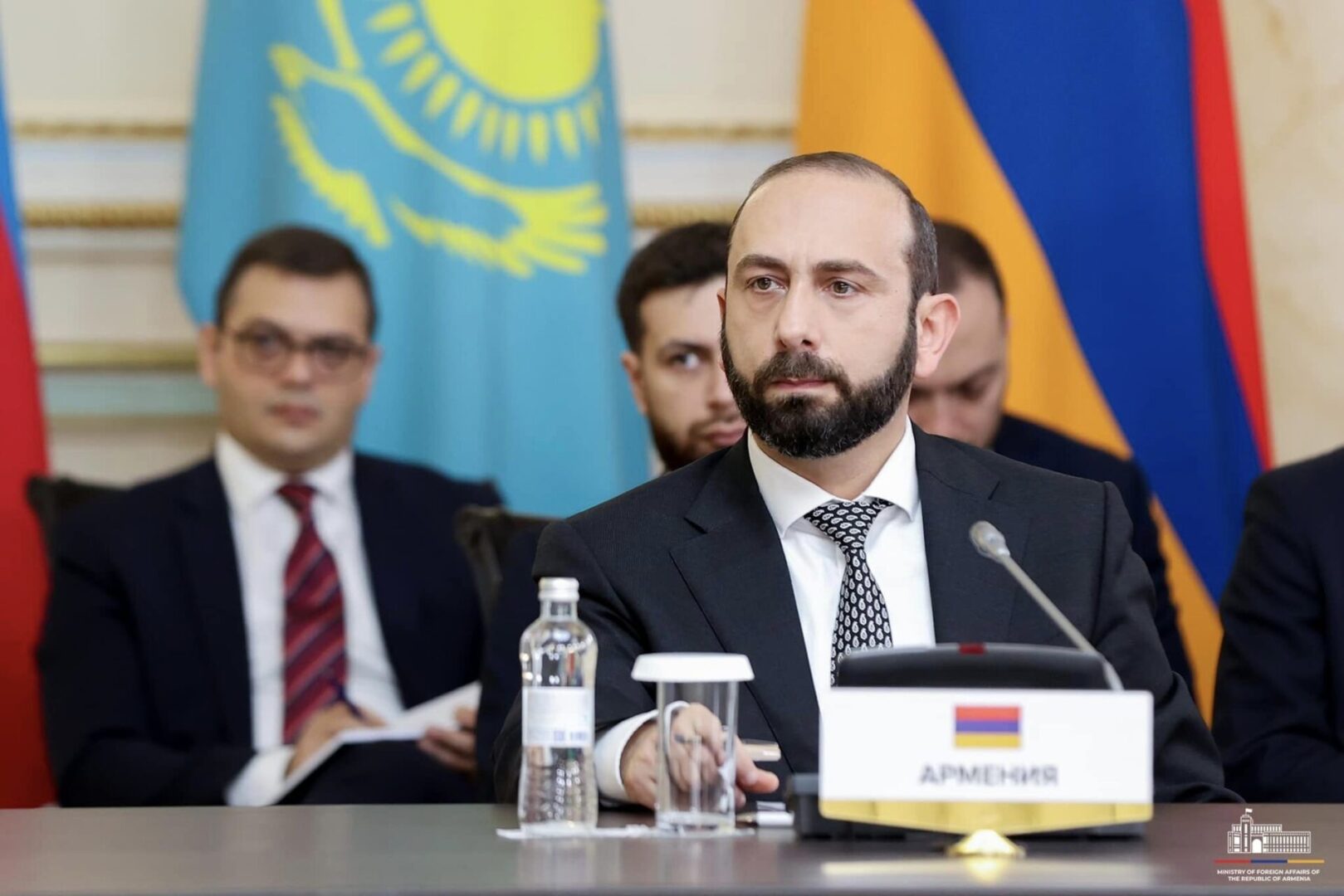 Les négociations entre les Ministres des Affaires étrangères de l&rsquo;Arménie et de l&rsquo;Azerbaïdjan se poursuivront aujourd’hui encore à Almaty