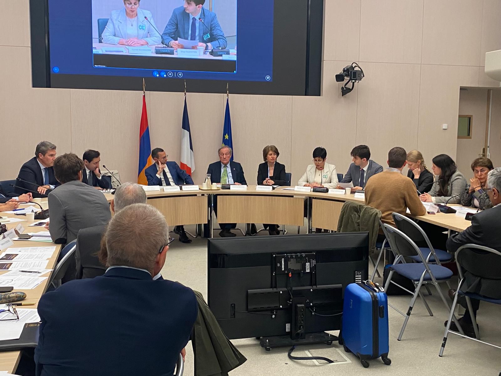  » Convergences pour l’Arménie  » en soutien aux populations réfugiées du Haut-Karabagh »