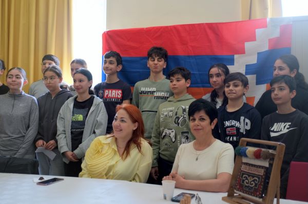 Visite de l&rsquo;ex-ministre de la culture et de l&rsquo;éducation d&rsquo;Artsakh