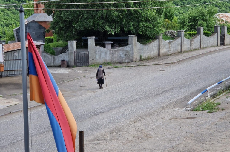 Malheureusement, l&rsquo;information selon laquelle la frontière passera près de l&rsquo;école nouvellement construite à Kirants a été confirmée affirme le député Garnik Danielyan