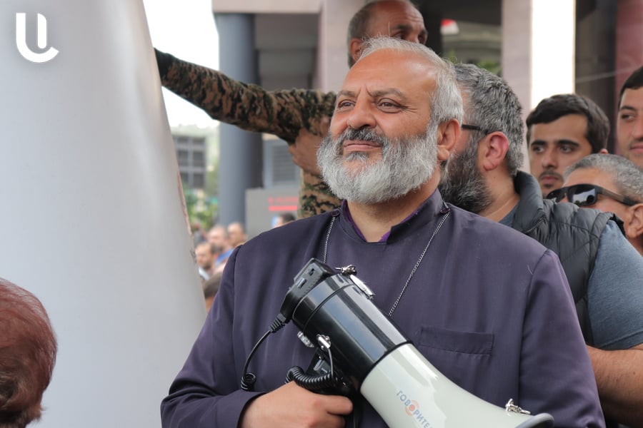 Bagrat Srbazan unit le champ de l&rsquo;opposition déjà divisé