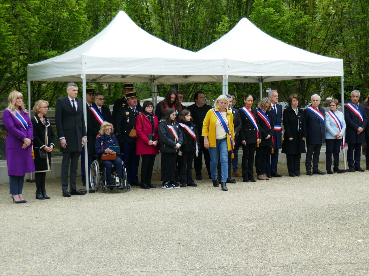 La cérémonie de Courbevoie en vidéo