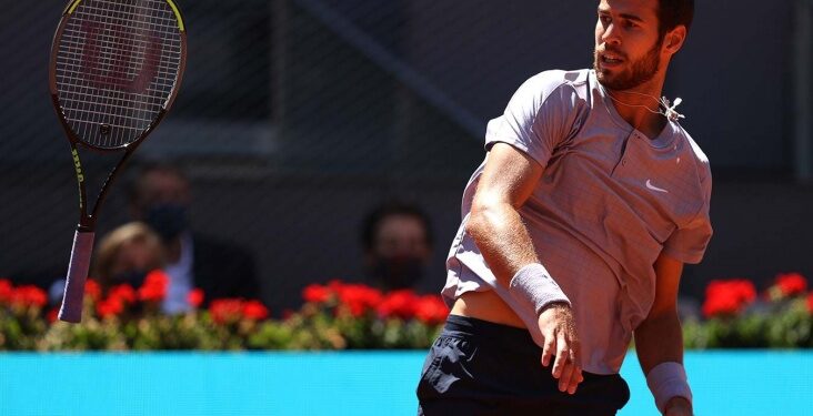 Karen Khachanov éliminé dès le 2ème tour de Roland Garros par le Slovaque Kovakik, 145e joueur mondial