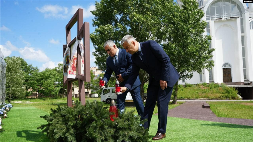 Le ministère russe des affaires étrangères proteste auprès des autorités de Erevan après la visite d’une délégation arménienne à Boutcha en Ukraine