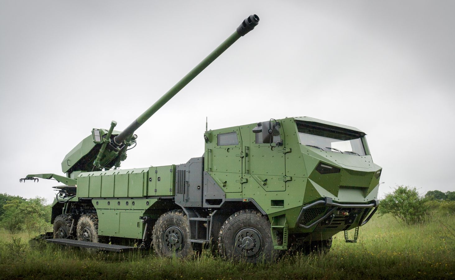 Bakou critique Paris pour ses livraisons d&rsquo;armes à l&rsquo;Arménie, dont les canons CAESAR