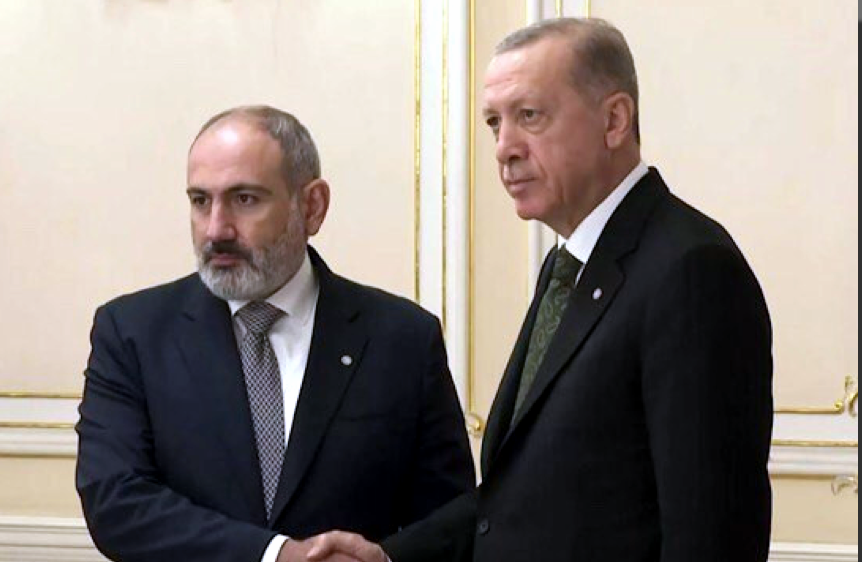 Erdogan a exhorté Pachinian à reconnaître l&rsquo;Etat Palestinien
