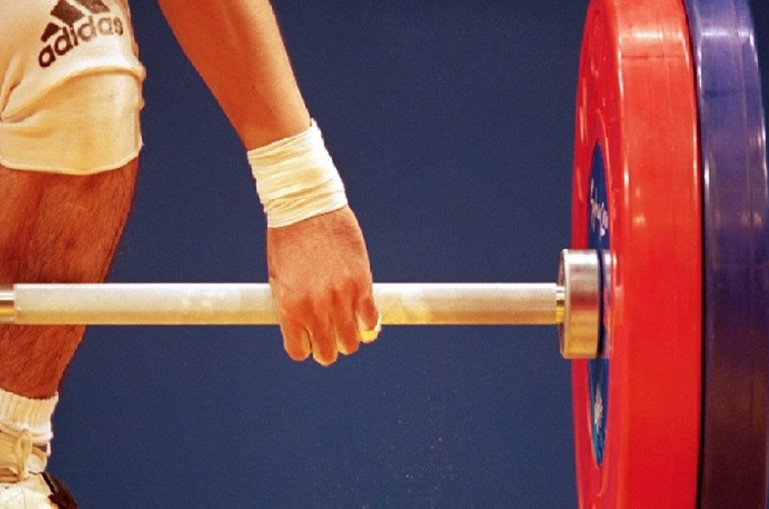 L&rsquo;équipe masculine junior d’Arménie s’est classée première au championnat d&rsquo;Europe d&rsquo;haltérophilie à Salonique (Grèce)