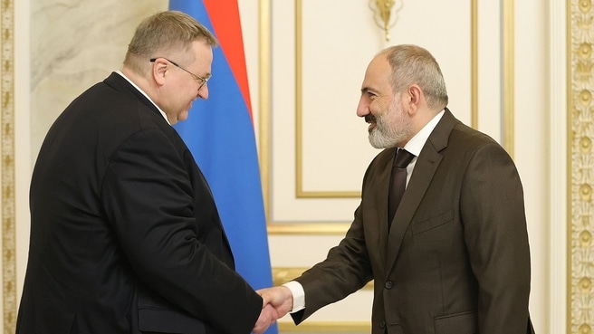 Moscou continue de considérer Yerevan comme un allié affirme Alexeï Overchuk