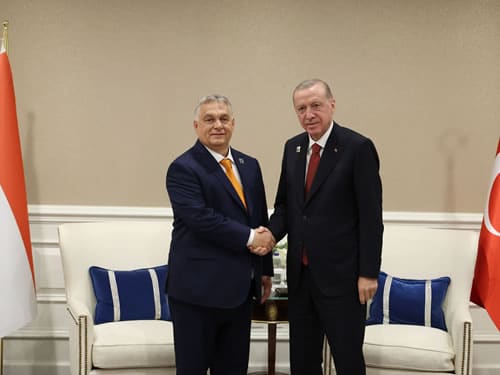 Viktor Orban en appelle à R.T. Erdogan pour faire la paix entre la Russie et l&rsquo;Ukraine