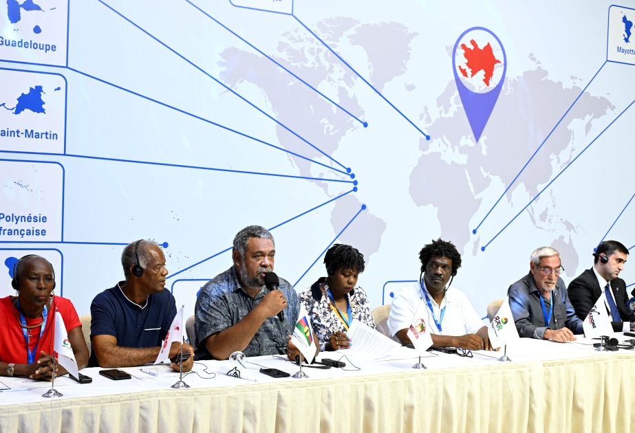 Des indépendantistes français créent un « front de libération » lors d&rsquo;un congrès en Azerbaïdjan
