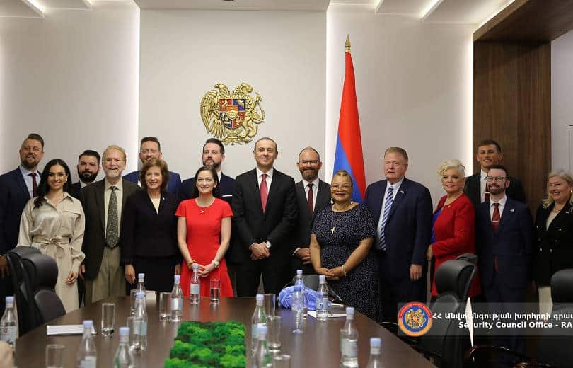 Le secrétaire du Conseil de sécurité d’Arménie a discuté avec la délégation de Save Armenia des questions de l&rsquo;agenda des relations Arménie-États-Unis