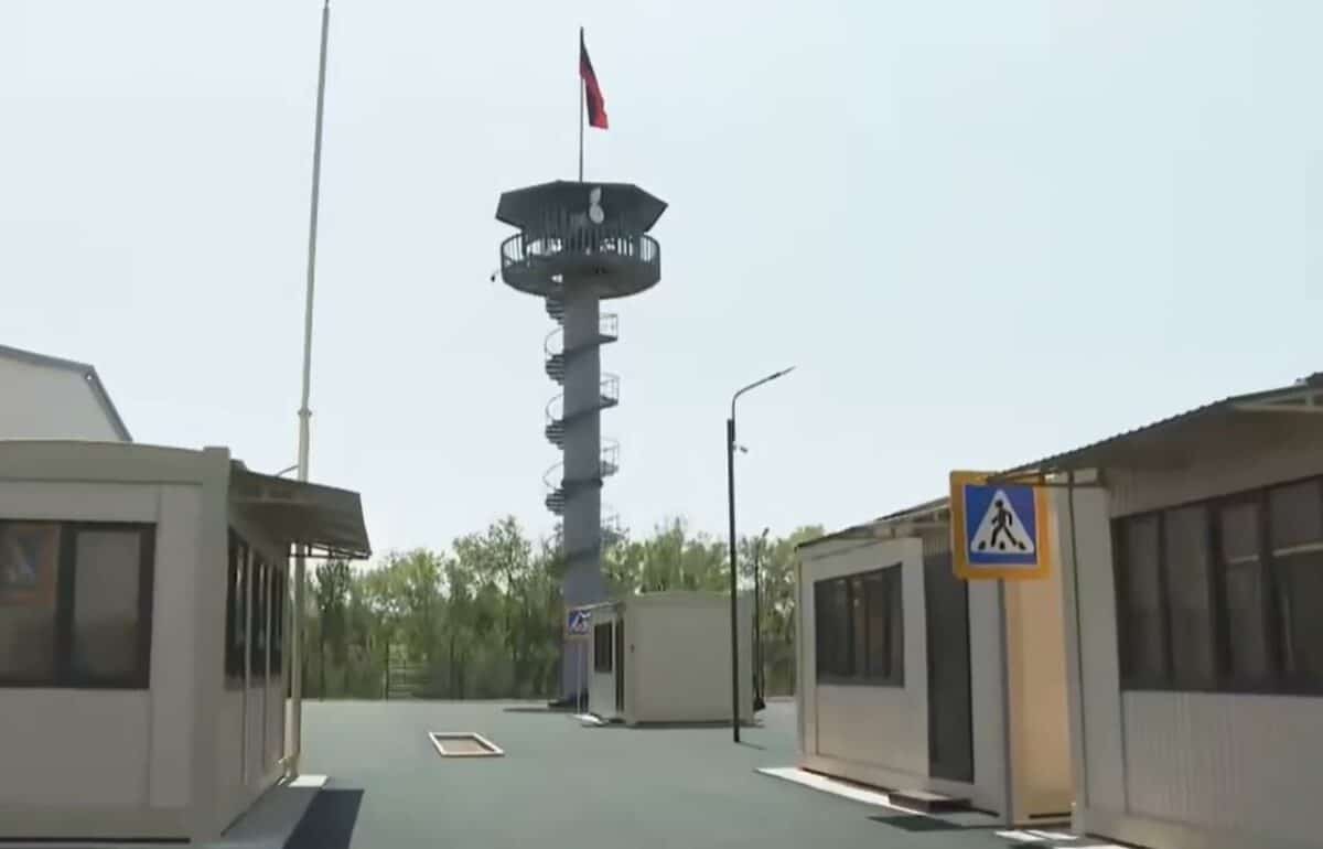 Le Premier ministre Pashinyan visite le poste de contrôle modernisé de Margara à la frontière entre l&rsquo;Arménie et la Turquie