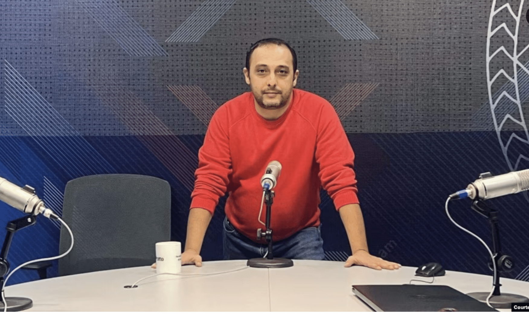 Un ancien directeur de la radio publique non réintégrée après avoir critiqué M. Pashinian