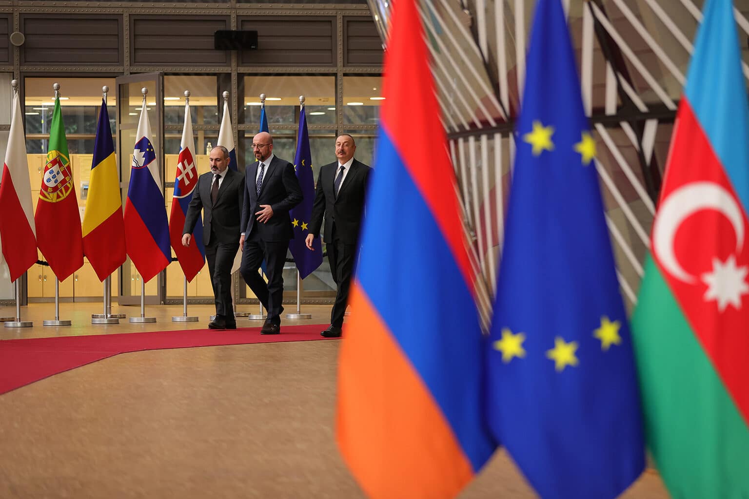 L&rsquo;UE fait pression pour un accord de paix définitif entre l&rsquo;Arménie et l&rsquo;Azerbaïdjan après l&rsquo;échec des négociations