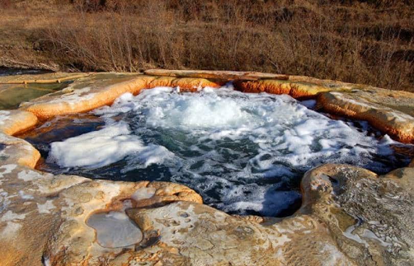 Quatre militaires sont morts en Azerbaïdjan après avoir nagé dans des sources d&rsquo;hydrogène sulfuré dans la région de Latchine en Artsakh occupé