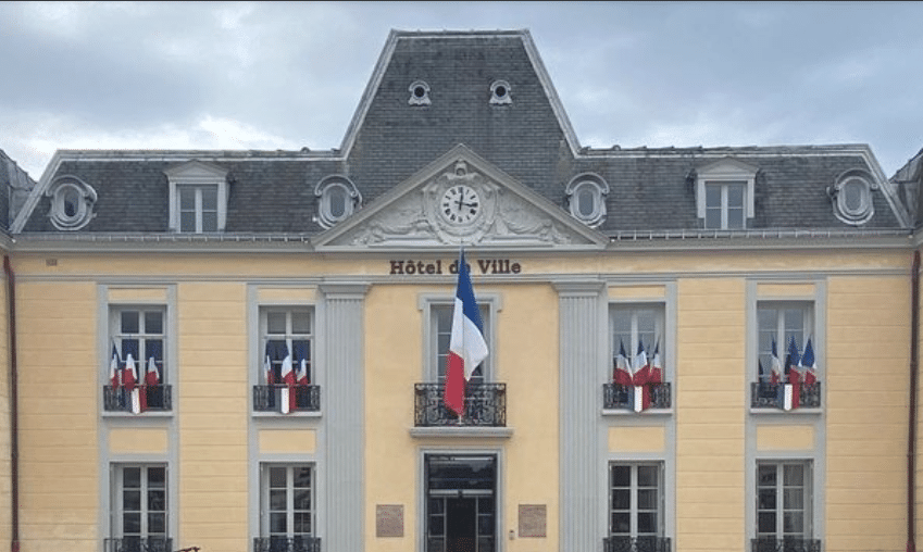 Hommage au résistant Robert Papazian