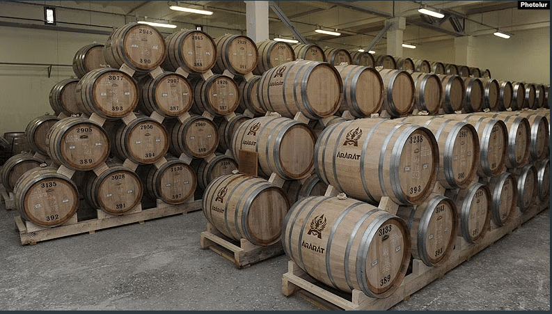 Un groupe russe demande des restrictions sur les importations de brandy arménien