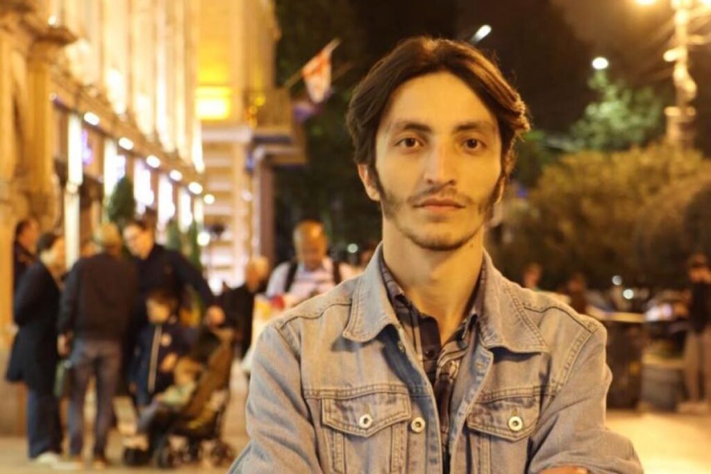 L&rsquo;Azerbaïdjan aurait arrêté un écrivain militant de la paix avec l&rsquo;Arménie alors que la répression s&rsquo;intensifie