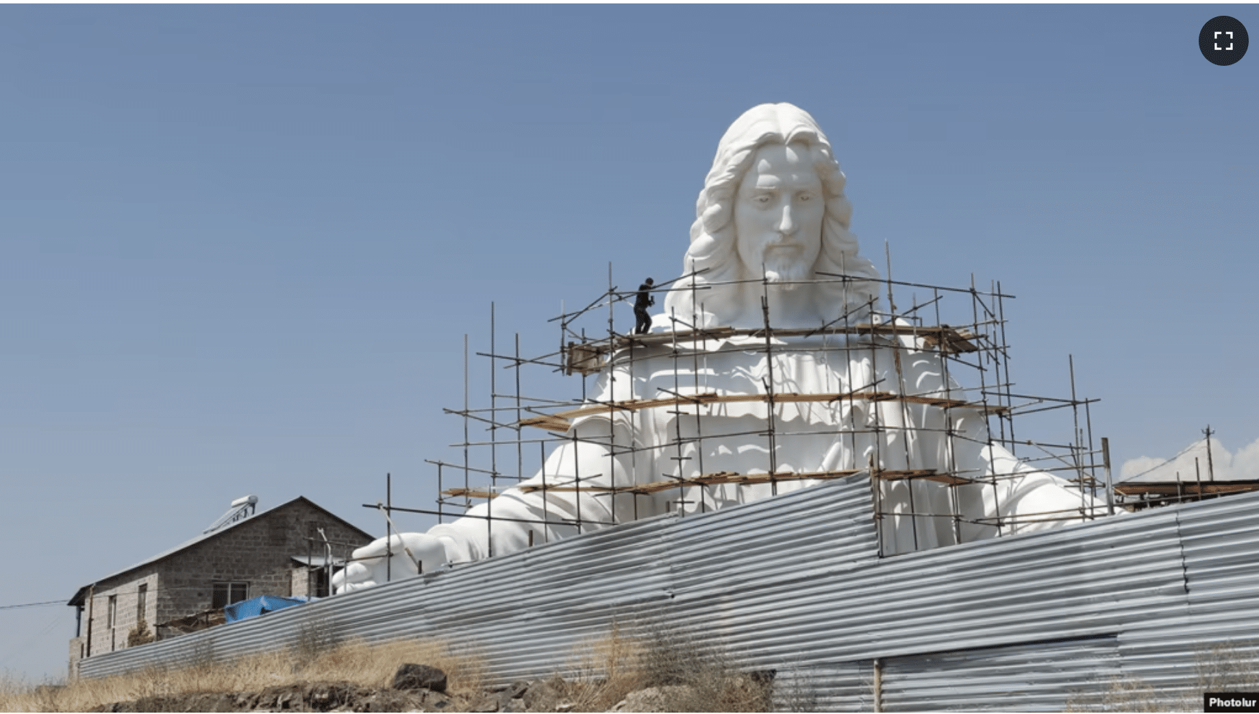 La statue géante arménienne du Christ est « presque prête »