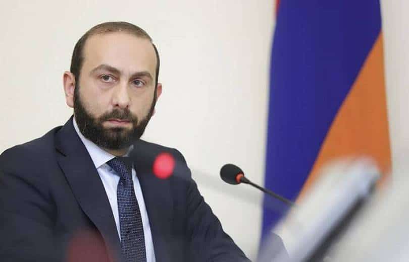 Il y a 16 articles dans l’accord de paix entre l’Arménie et l’Azerbaïdjan, dont 13 sont entièrement acceptés et 3 sont partiellement affirme Ararat Mirzoyan