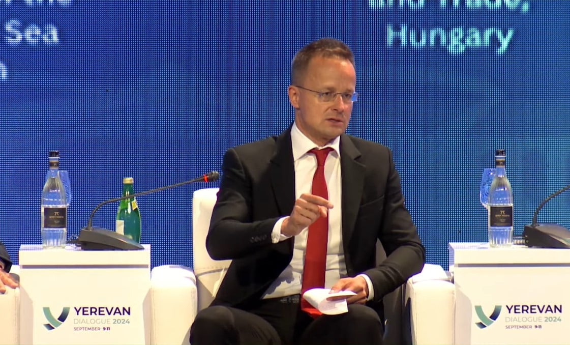 Budapest peut être le lieu où signer l&rsquo;accord de paix entre l’Arménie et l’Azerbaïdjan indique le Ministre des Affaires étrangères de la Hongrie