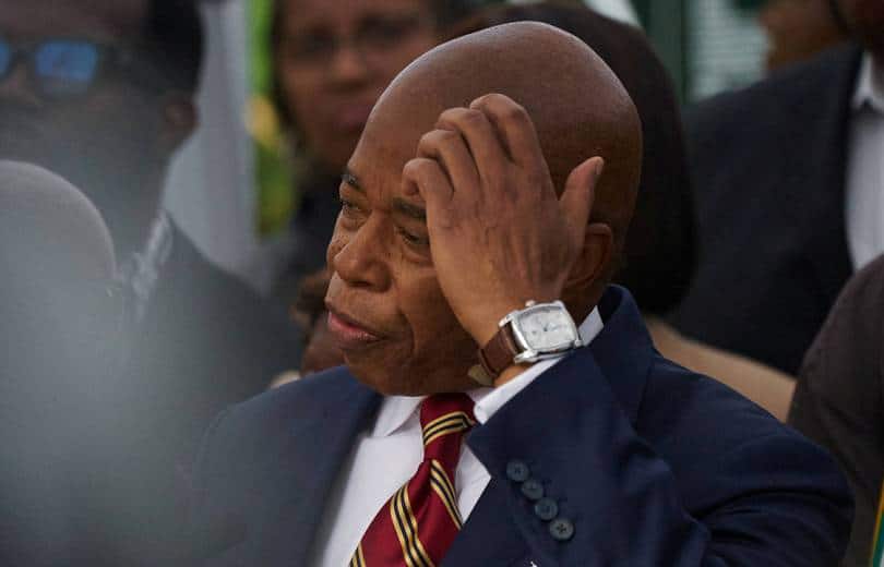 Le maire de New York a reçu un pot-de-vin de la Turquie en échange de son silence sur le génocide arménien et la médiatrice serait une azerbaïdjanaise