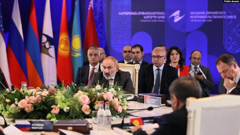 N. Pachinian s&rsquo;en prend à la Russie lors de la réunion de l&rsquo;Union eurasienne à Erevan