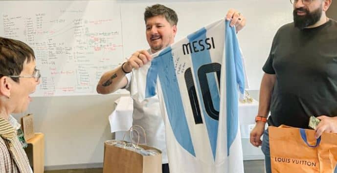 Rodrigo Messi, le frère de Lionel Messi en Arménie s’est rendu au centre Tumo à Yerevan