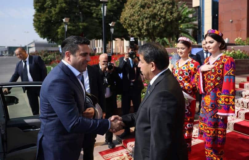 La délégation arménienne dirigée par Alen Simonyan est au Tadjikistan