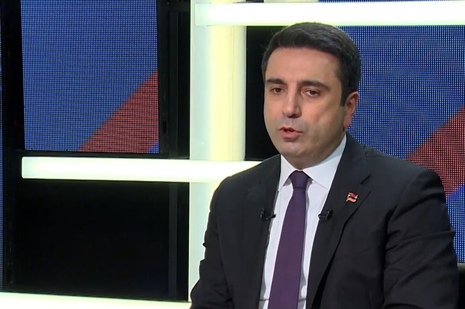 Alen Simonyan explique pourquoi le président du parlement azerbaïdjanais a annulé la réunion prévue à Genève