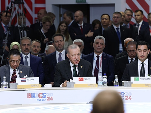Erdogan prêt à « poursuivre le dialogue avec les Brics »