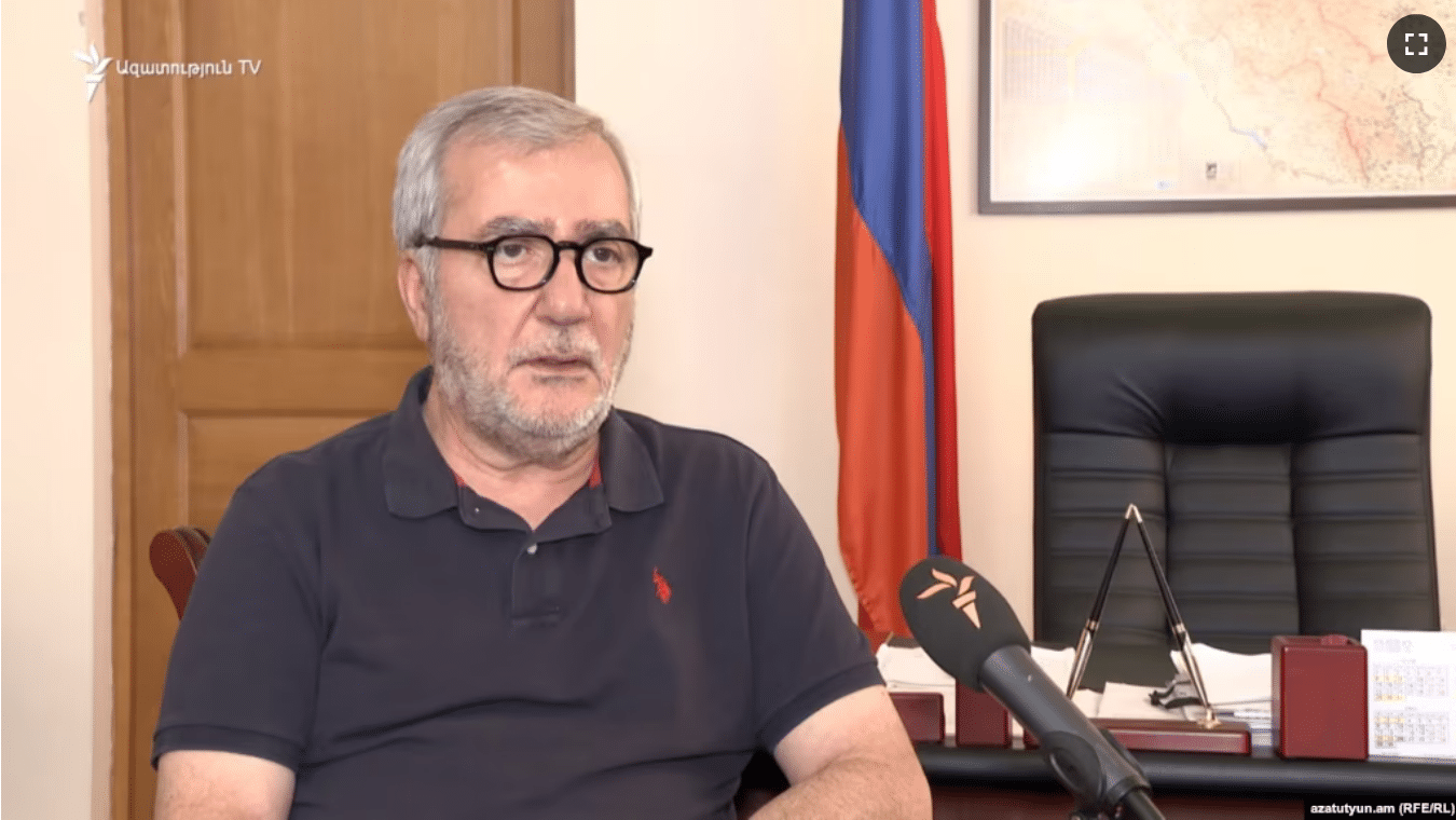 Un député du parti au pouvoir dit ne pas savoir qu&rsquo;il pourrait perdre la direction de la commission permanente sur la défense et la sécurité