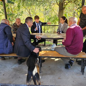 Nerkin Hand, dominé sur trois côtés par des positions militaires azerbaïdjanaises,
