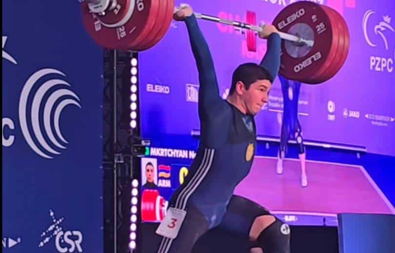 Narek Mkrtchyan (Arménie), vainqueur du Championnat d&rsquo;Europe d&rsquo;haltérophilie U20 des 81 kg