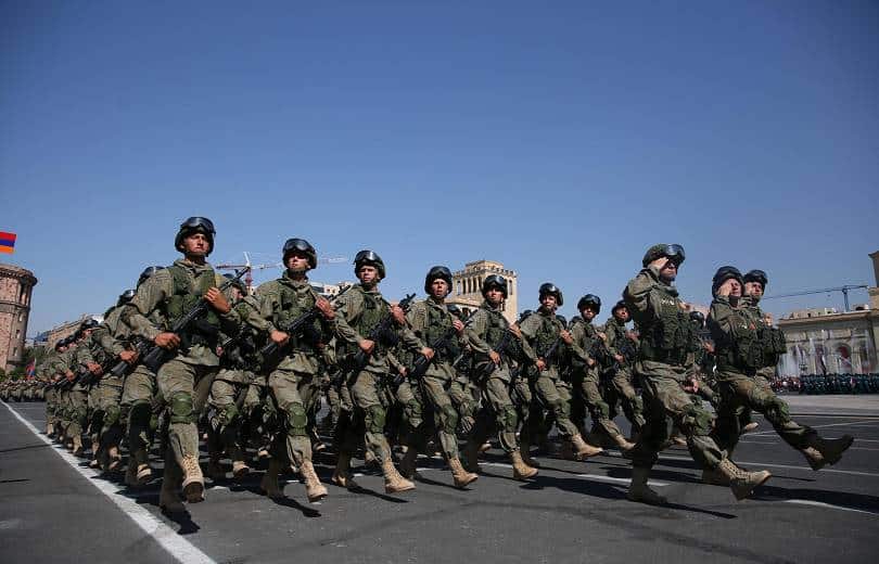 En Arménie, les milices seront remplacées par des forces de défense locales