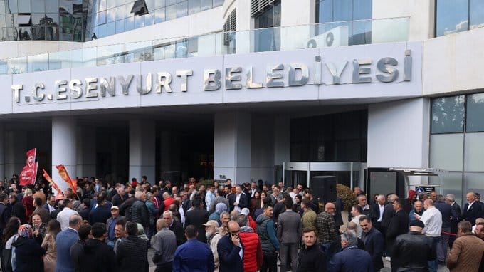 Le régime turc a confisqué la municipalité d’Istanbul