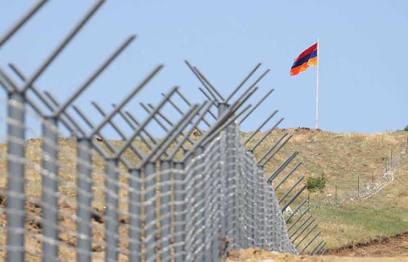 Le vice-Premier ministre d’Arménie Mher Grigoryan et son homologue azerbaïdjanais Shahin Mustafaev se sont rencontrés à la frontière arméno-azerbaïdjanaise