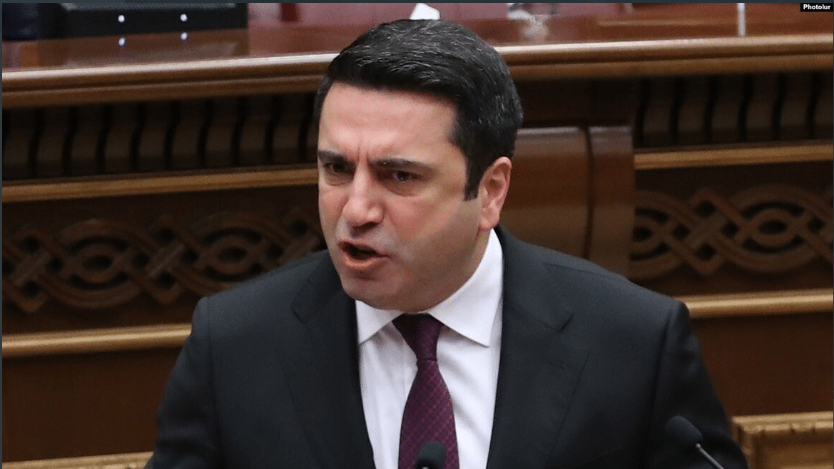 Pour SIMONIAN : l&rsquo;Arménie n&rsquo;ira pas !