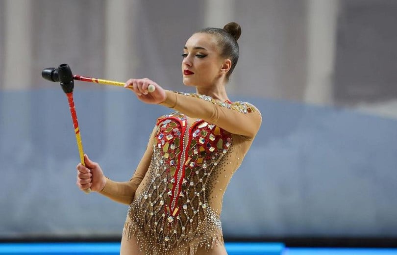 Alexandra Semenova, championne du monde russe de gymnaste rythmique 2014 a décidé de concourir sous le drapeau de l&rsquo;Arménie